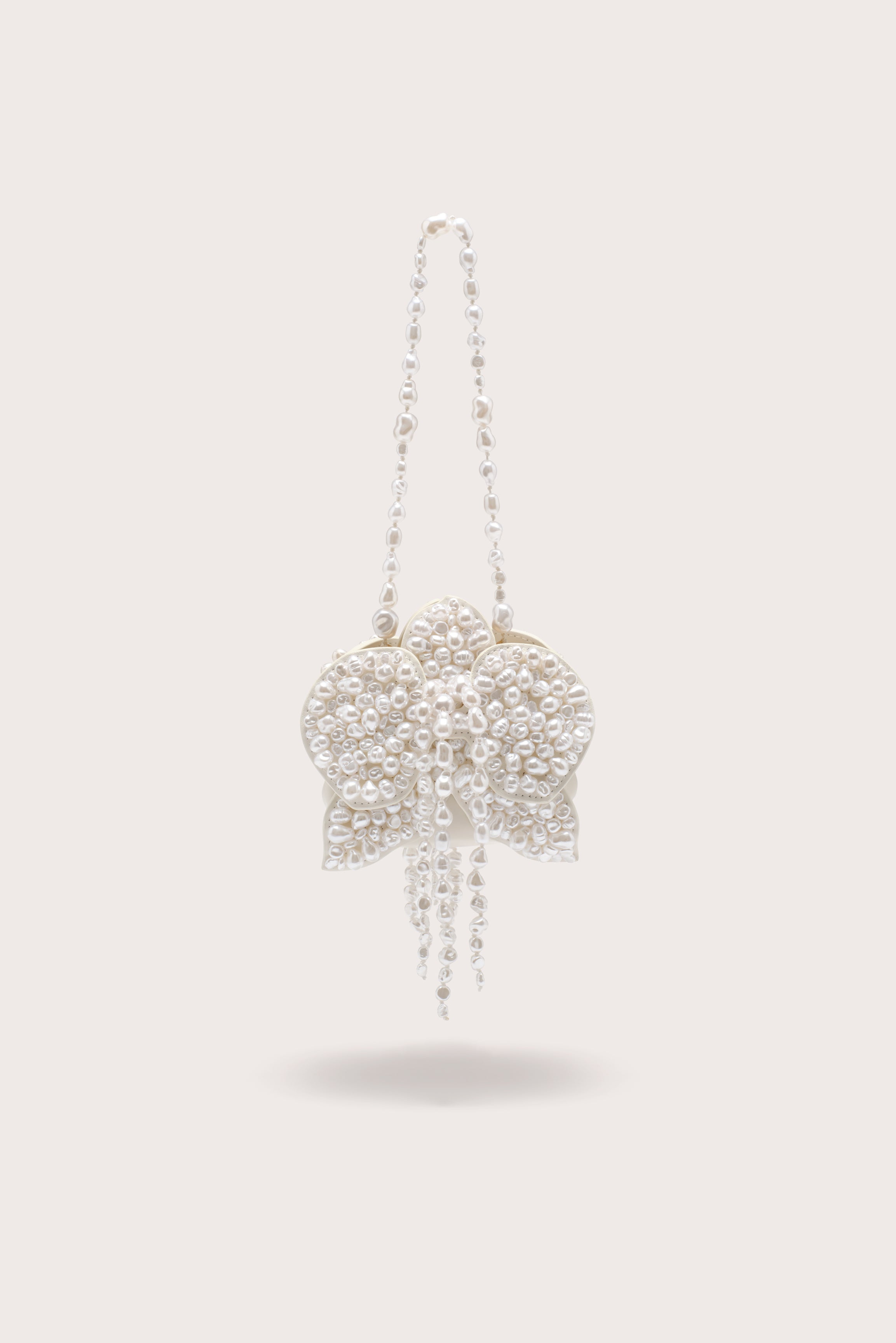 GIULA WRISTLET - PEARL