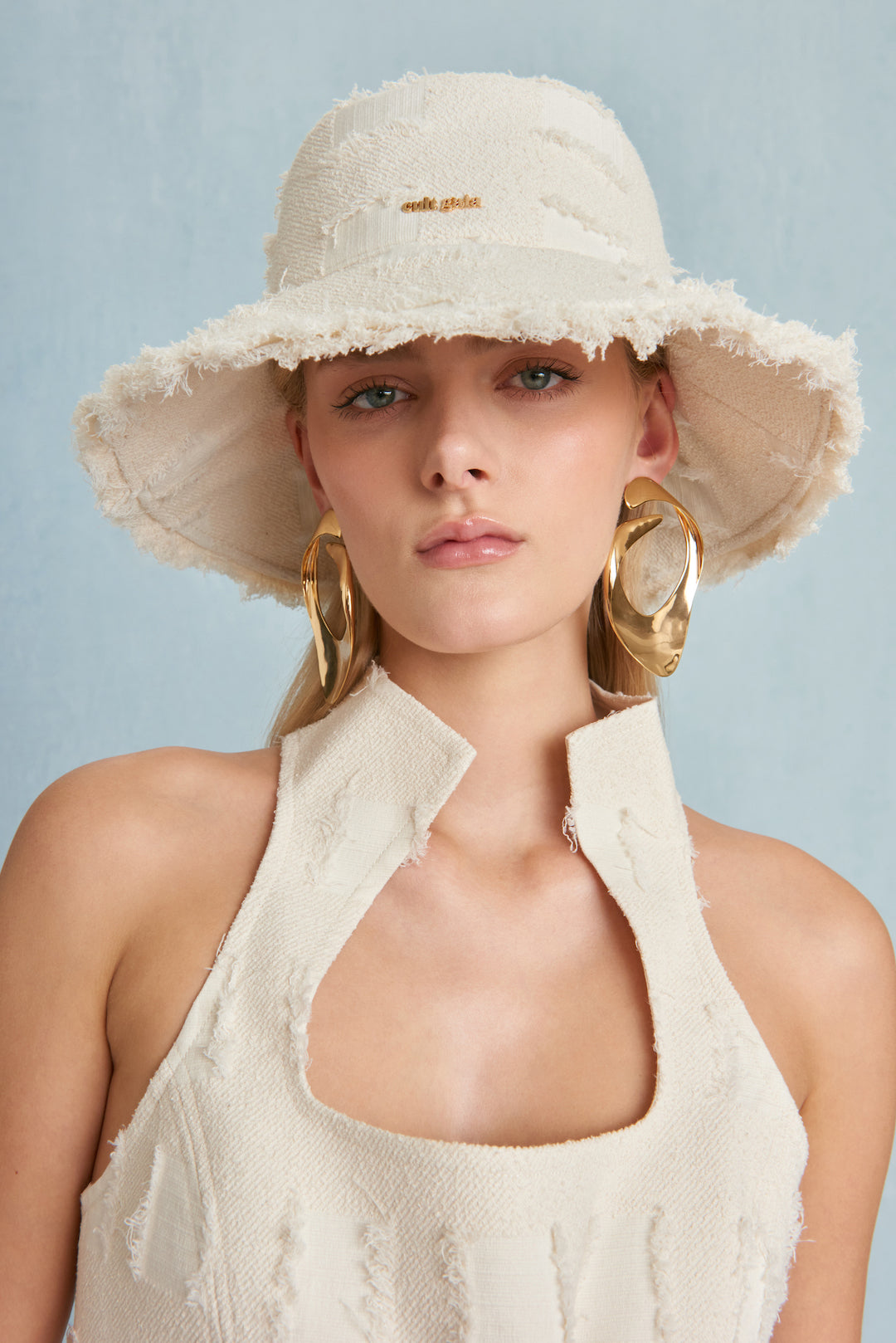 CULT GAIA MADDIE HAT IN OFF WHITE