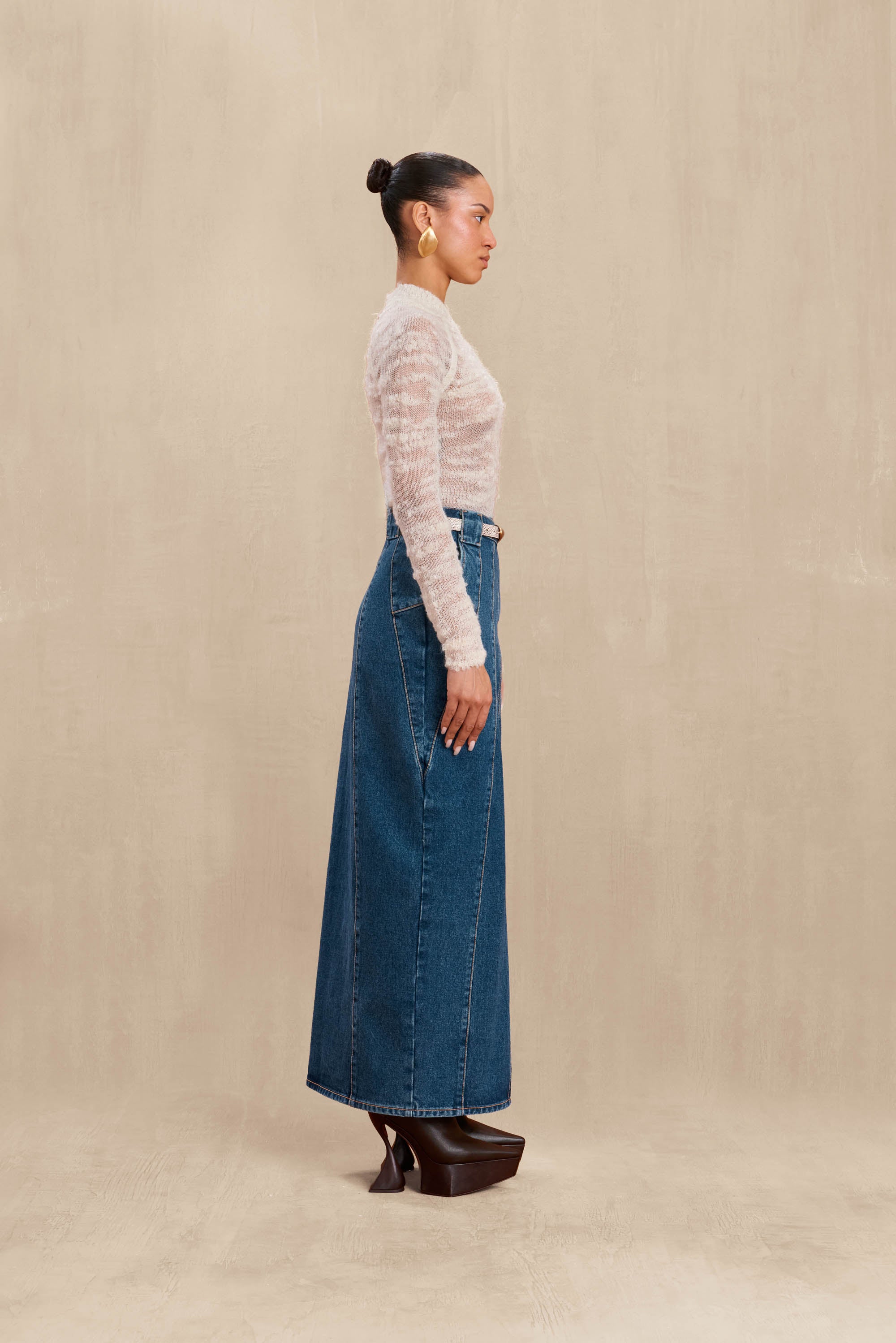SIMA SWEATER - OFF WHITE