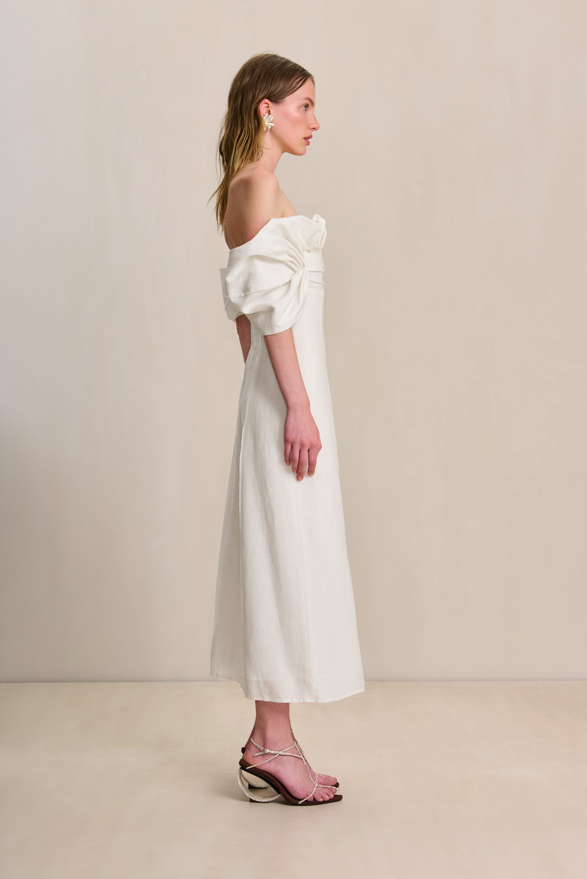 CULT GAIA MUNA DRESS IN OFF WHITE