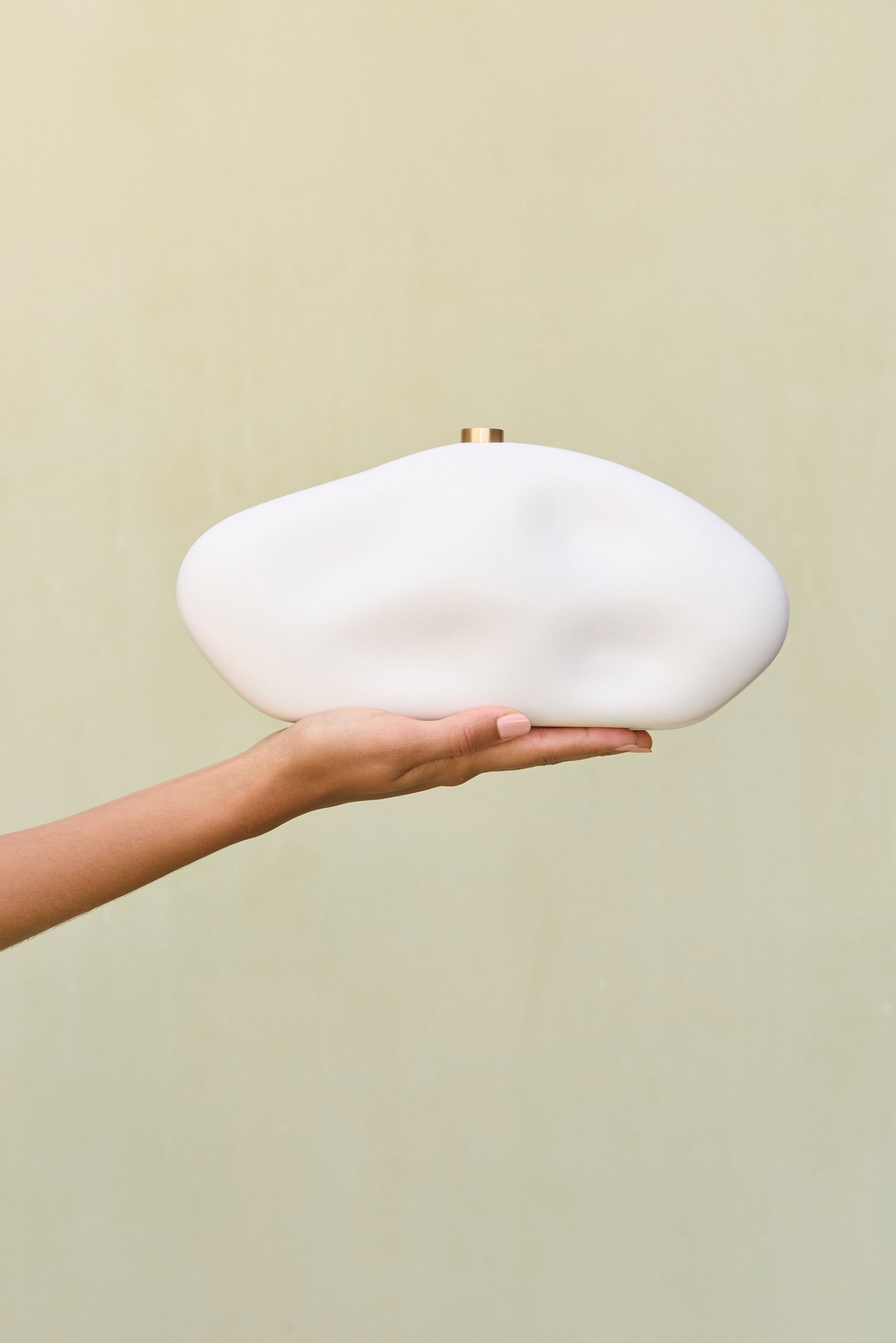 THE CALDERA CLUTCH - ANTIQUE WHITE