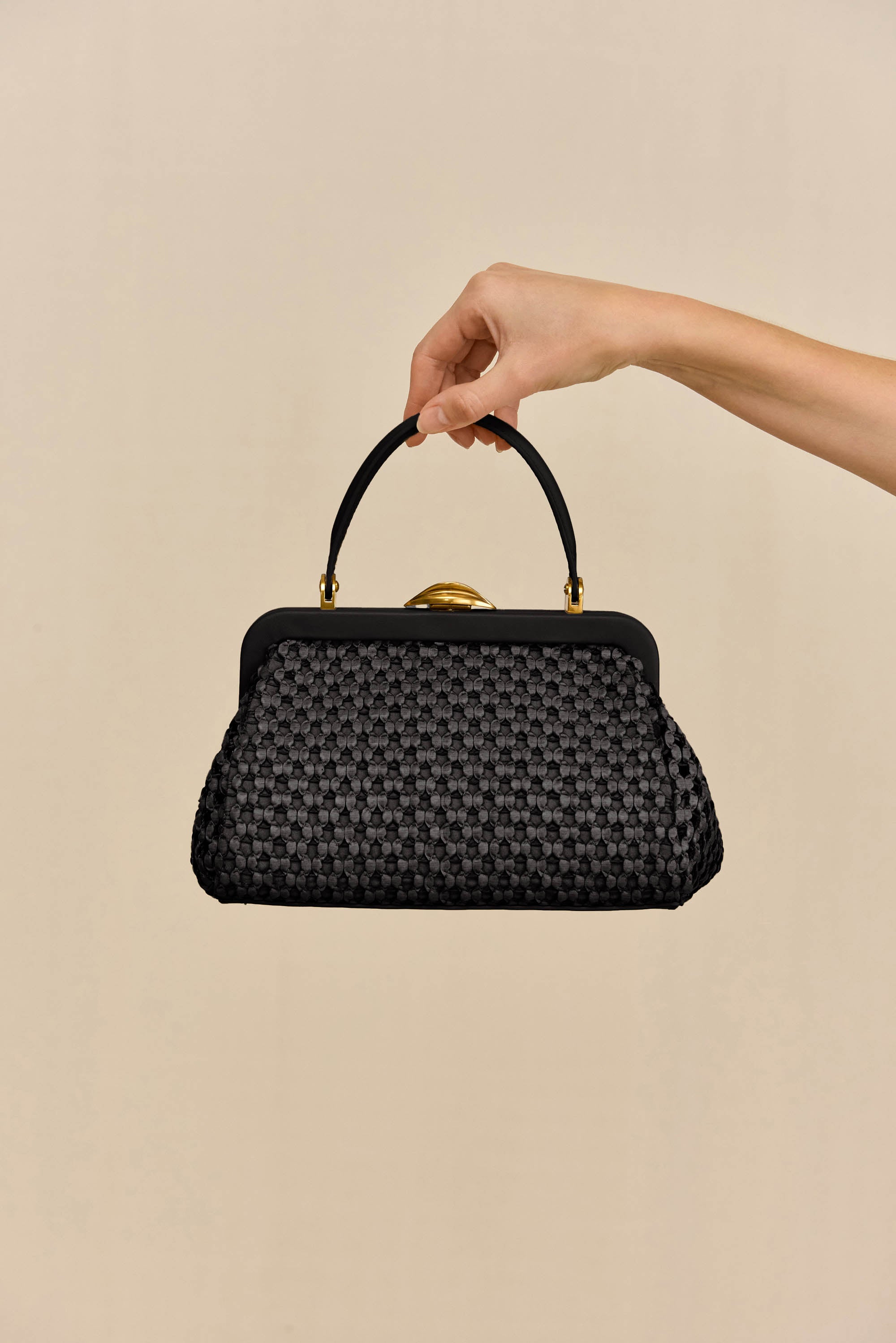 ZUMA CROSSBODY BAG - BLACK