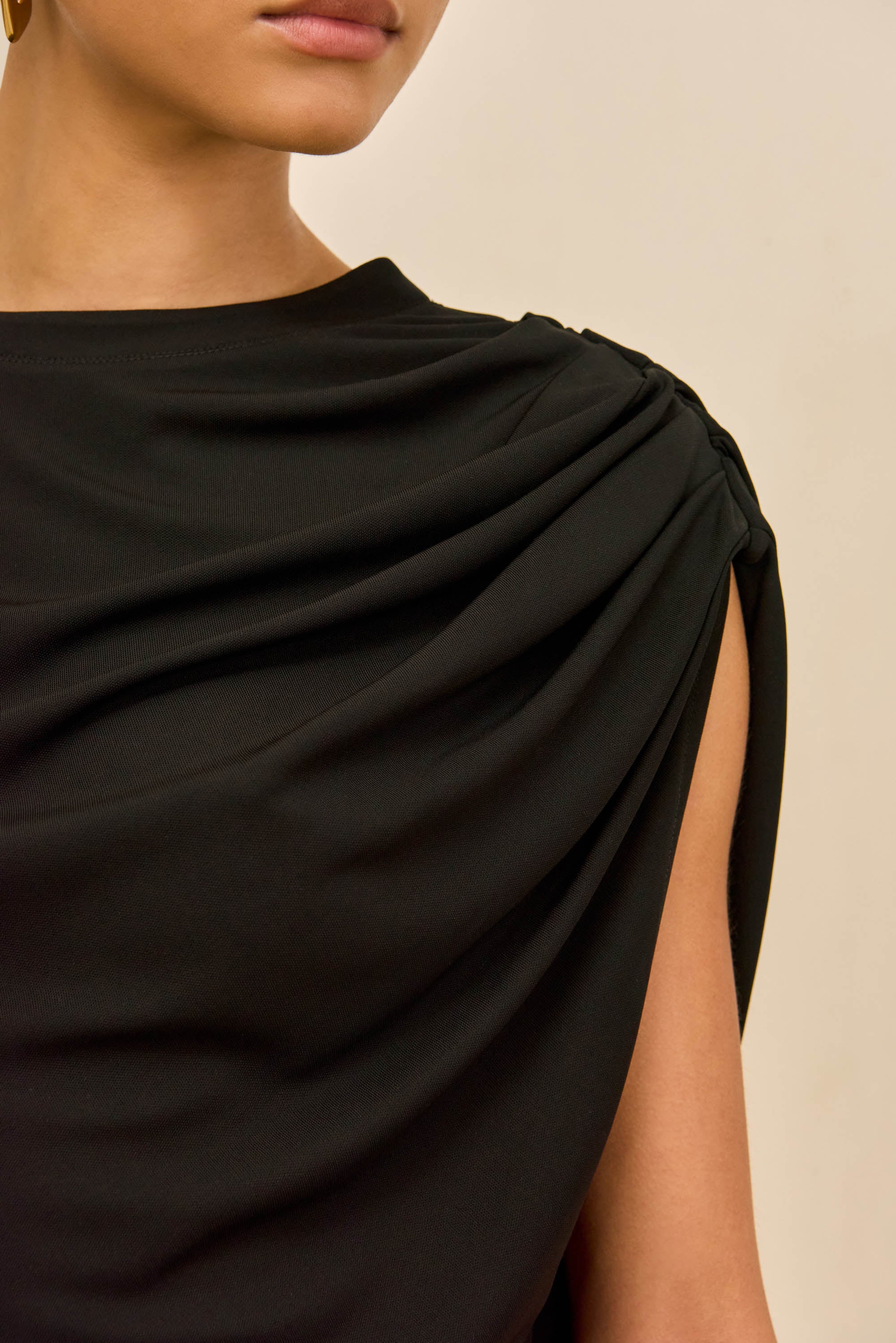 CELENE TOP - BLACK
