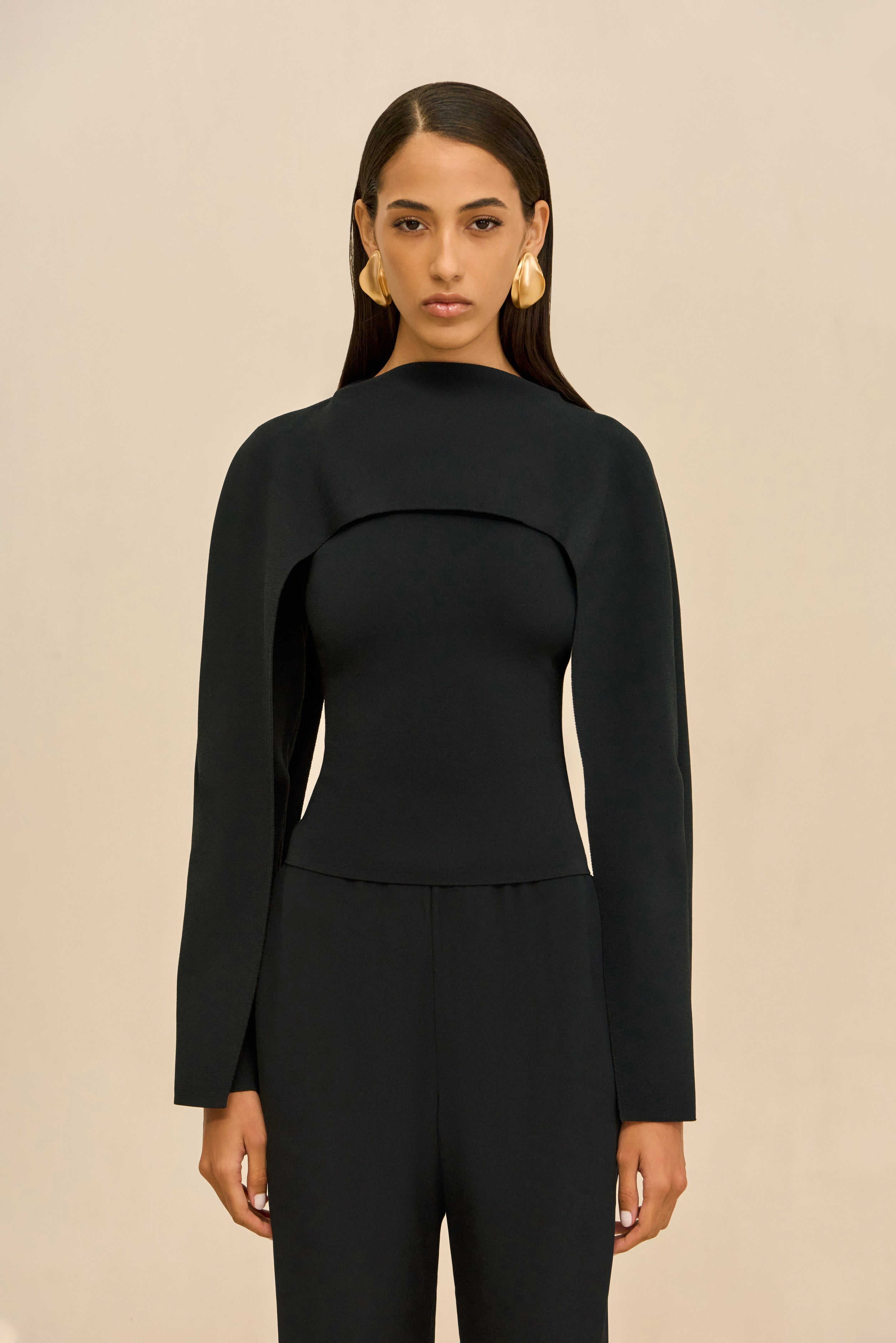 ALKA KNIT TOP - BLACK