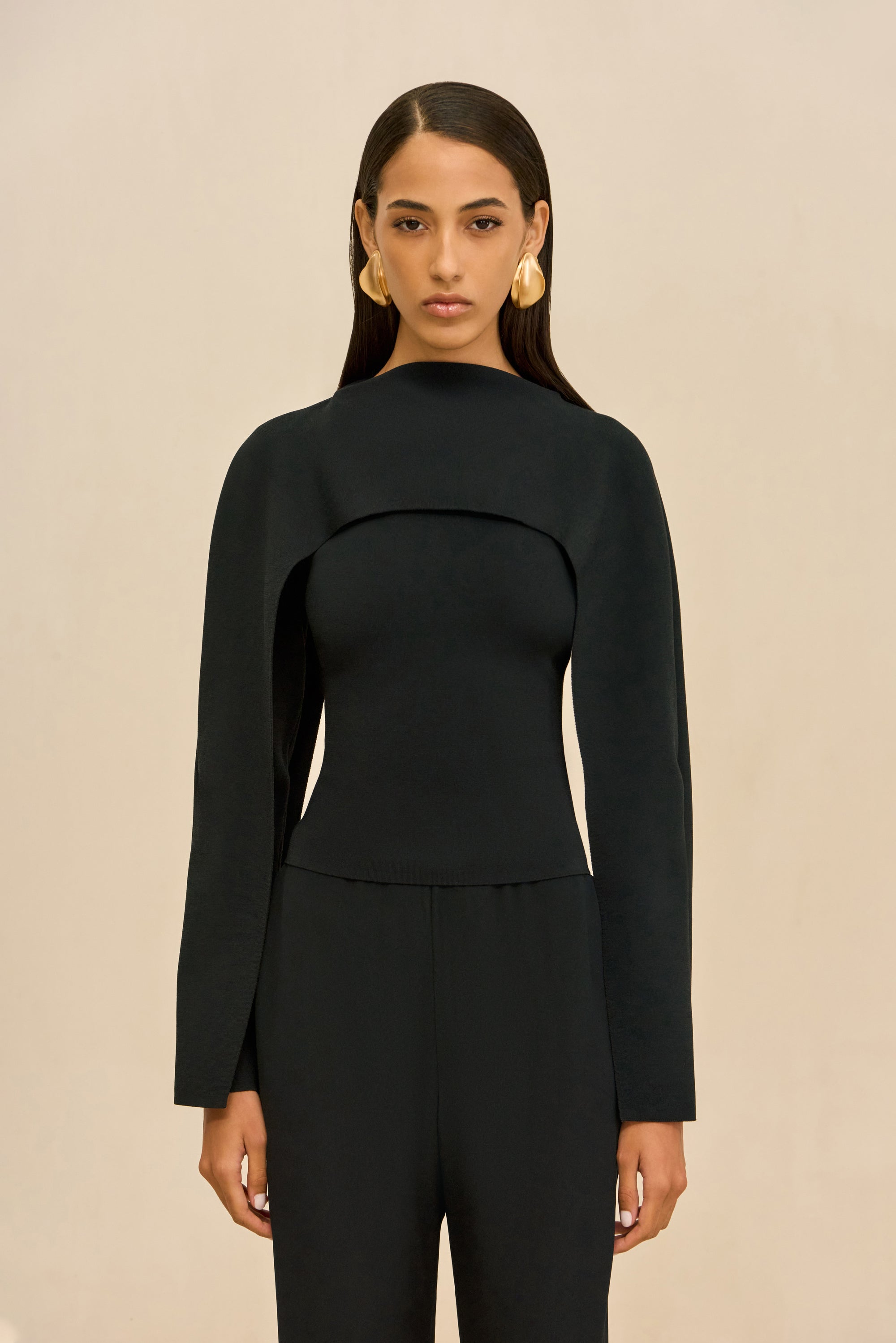 ALKA KNIT TOP - BLACK