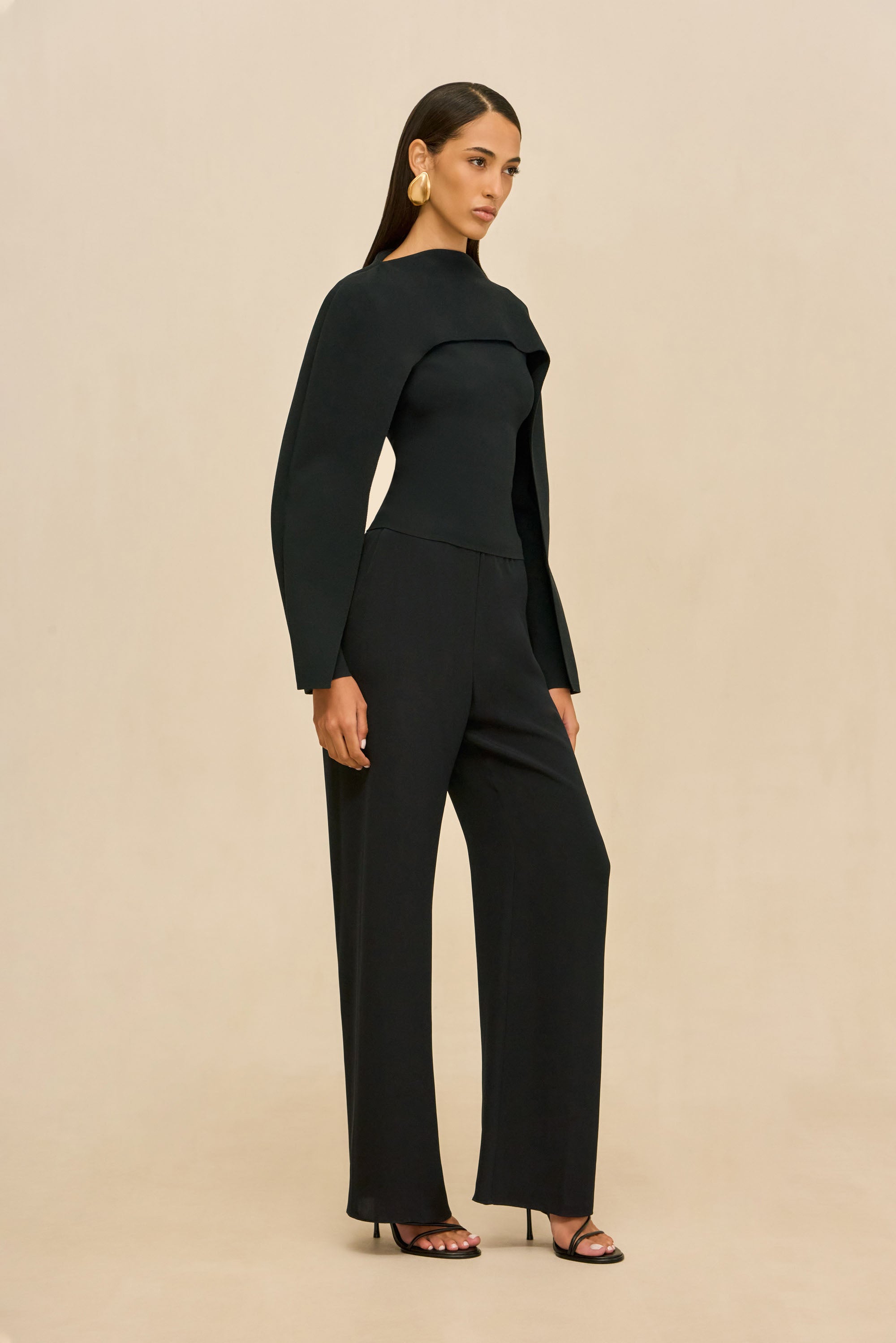 ALKA KNIT TOP - BLACK