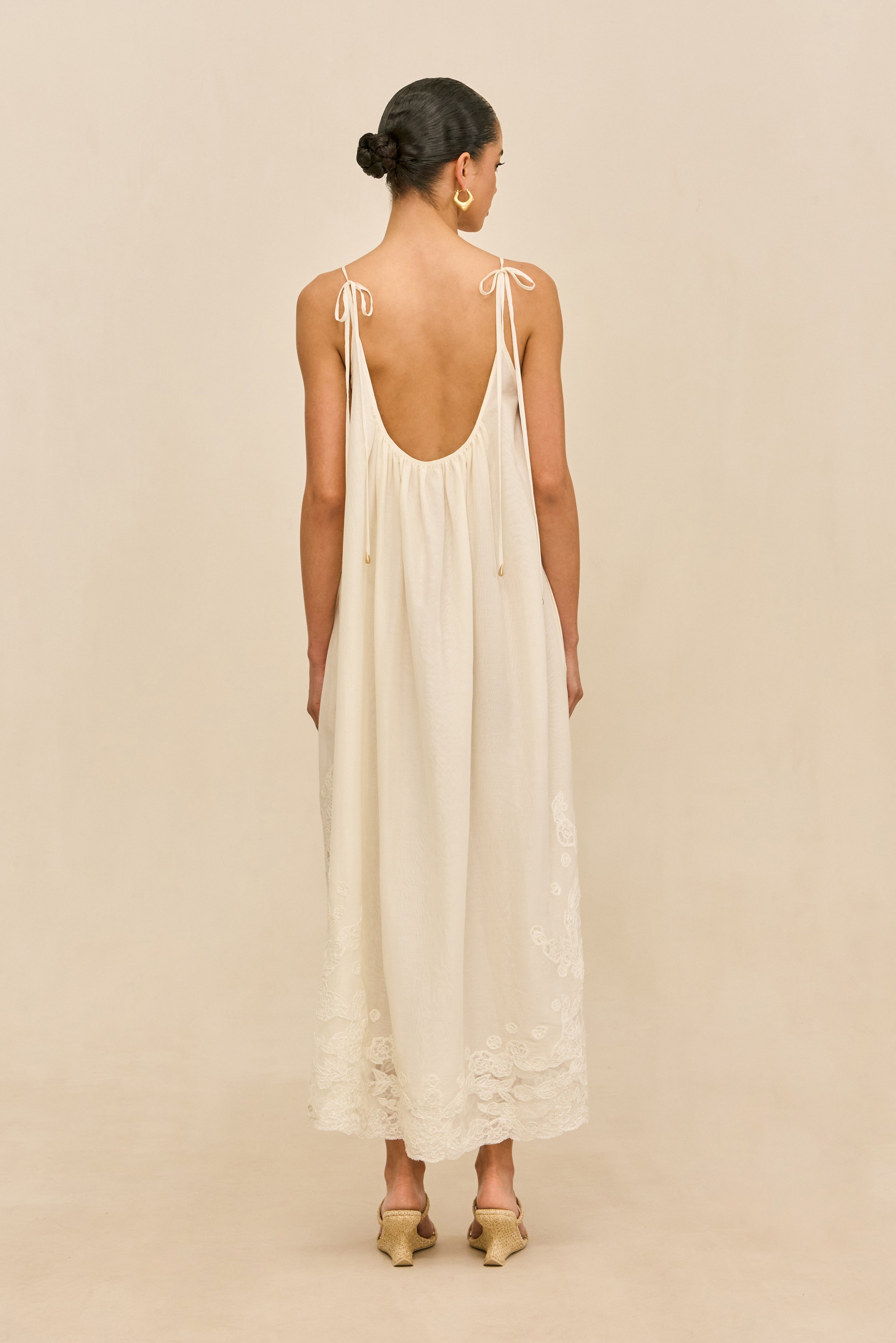 MAGDA DRESS - OFF WHITE