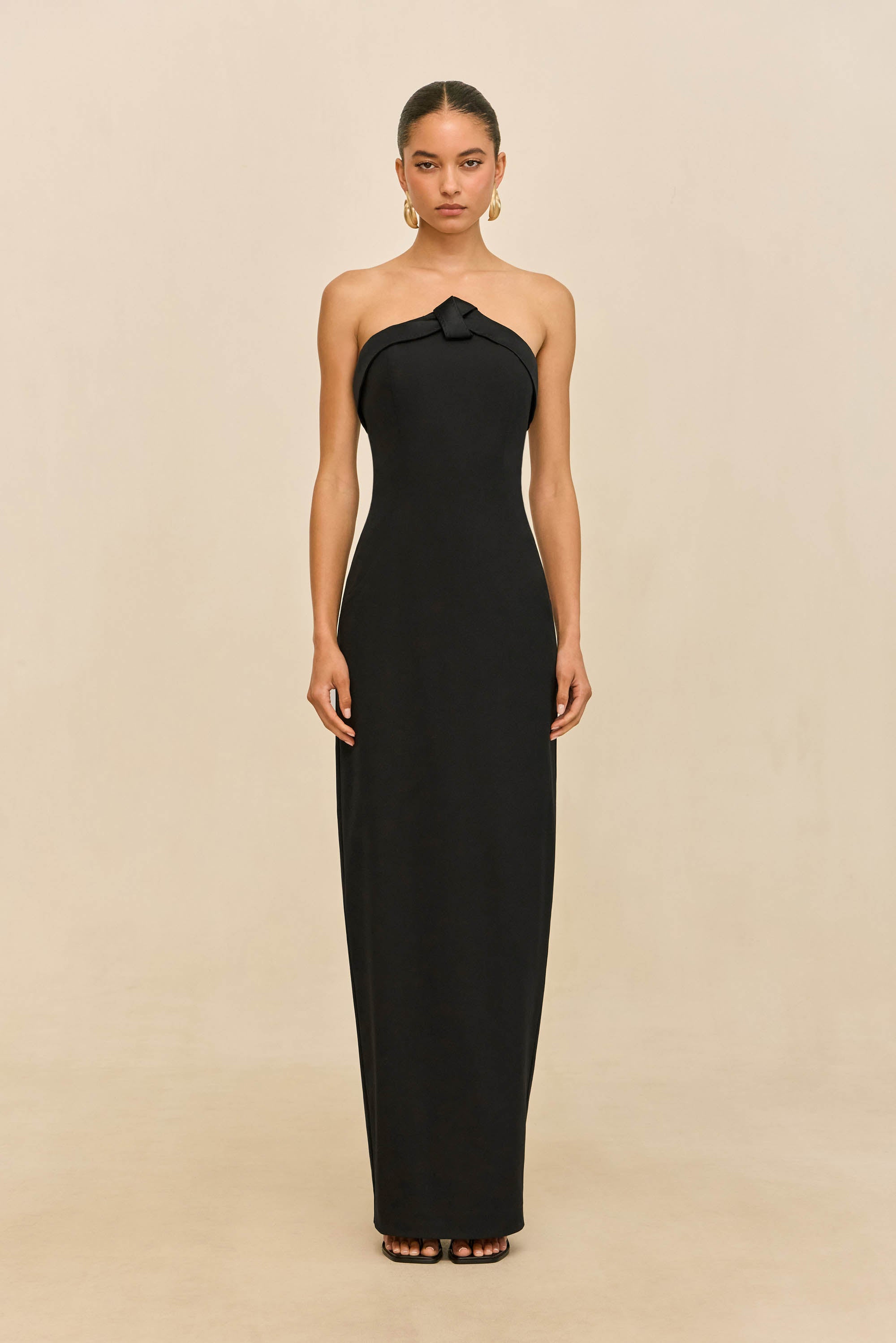 AMANAH GOWN - BLACK
