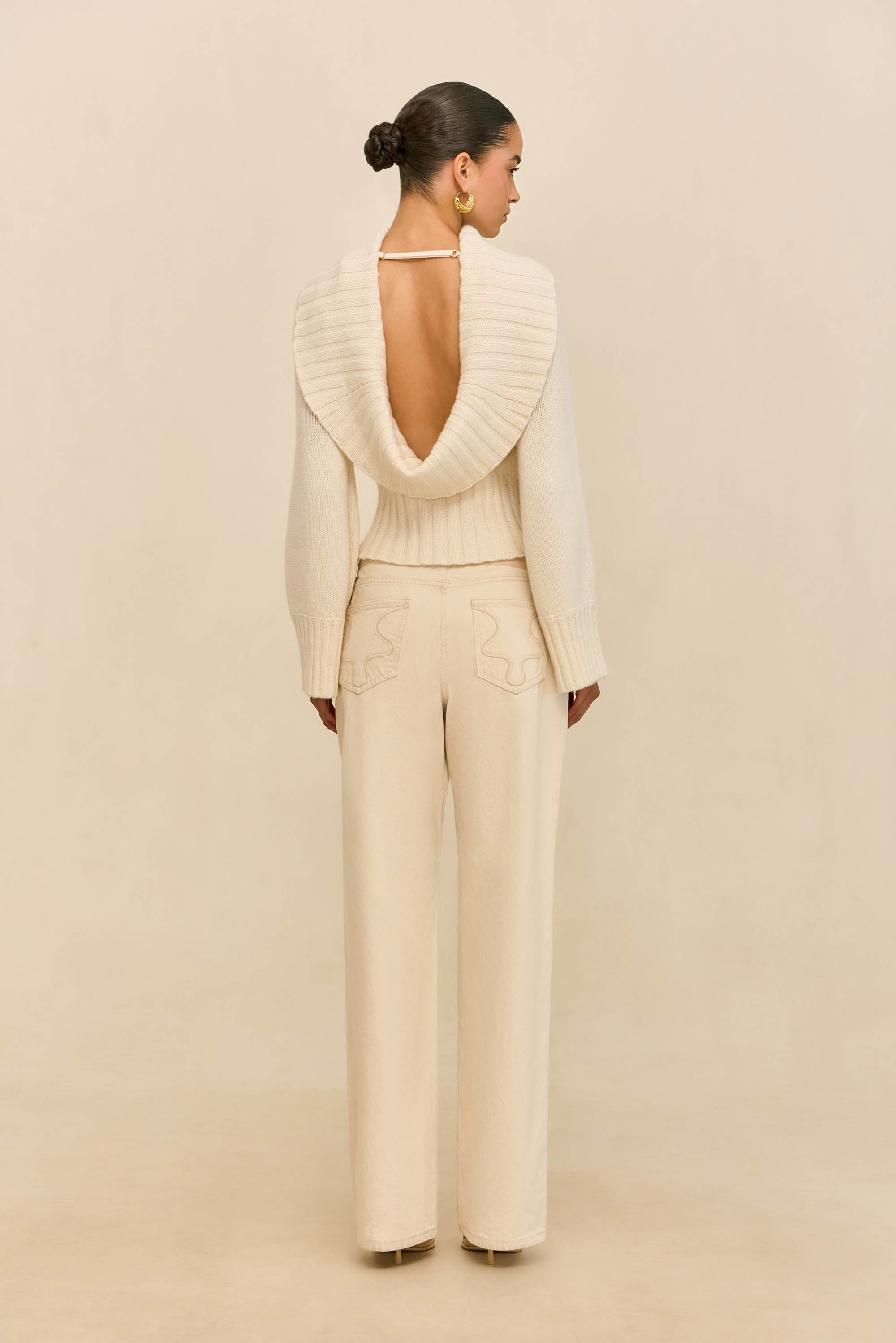 MILIKA SWEATER - OFF WHITE