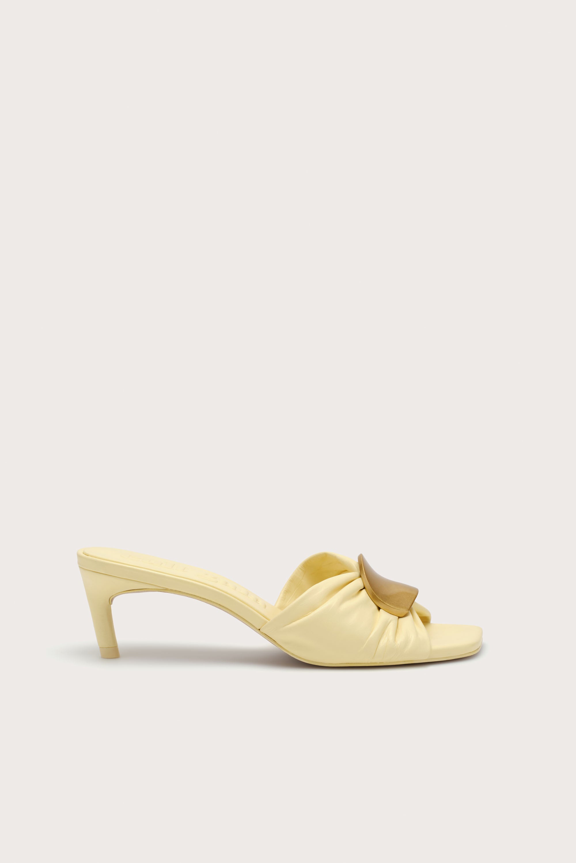 AMINA SANDAL - BUTTERCREAM