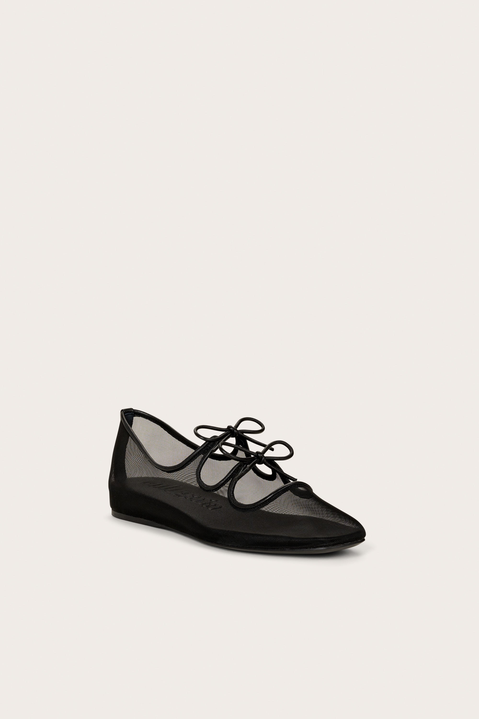 CORINNE FLAT - BLACK