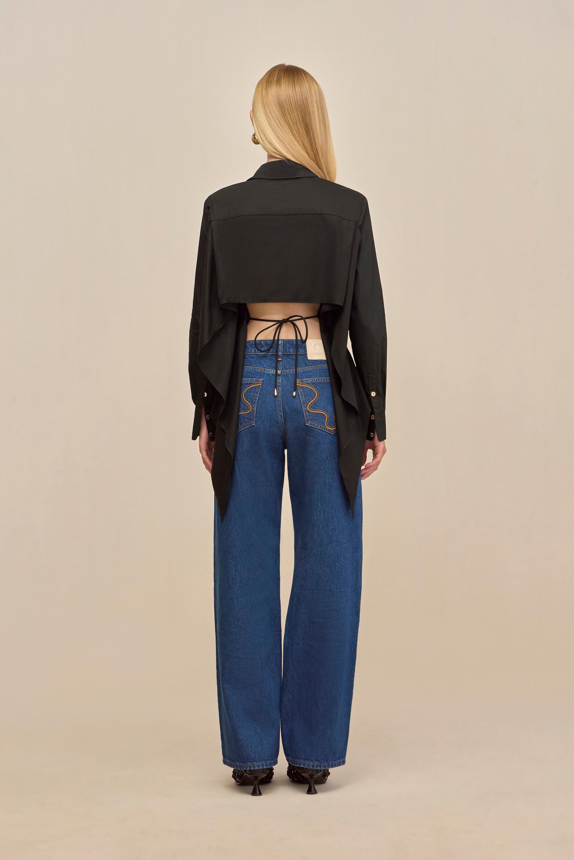 EMELYN TOP - BLACK