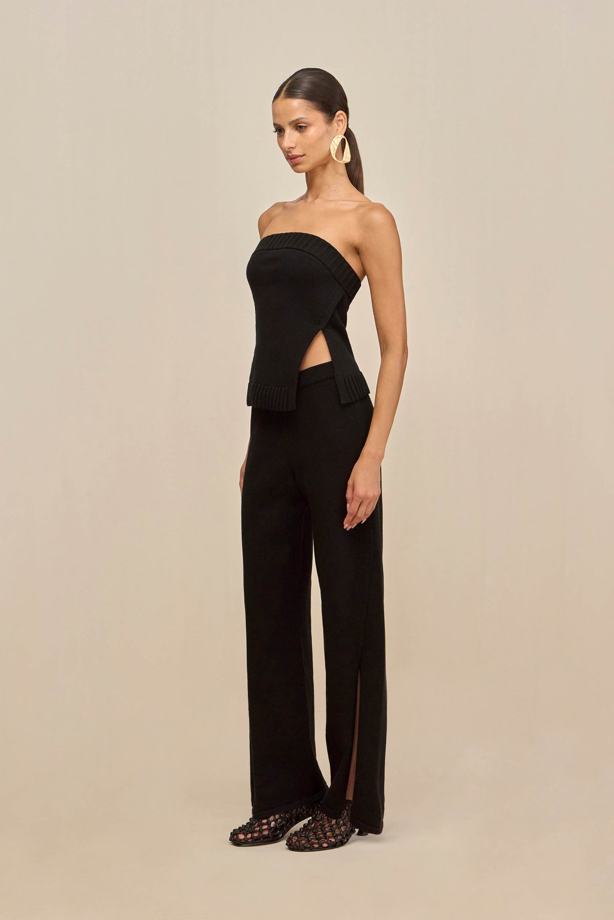 LOU KNIT TOP - BLACK