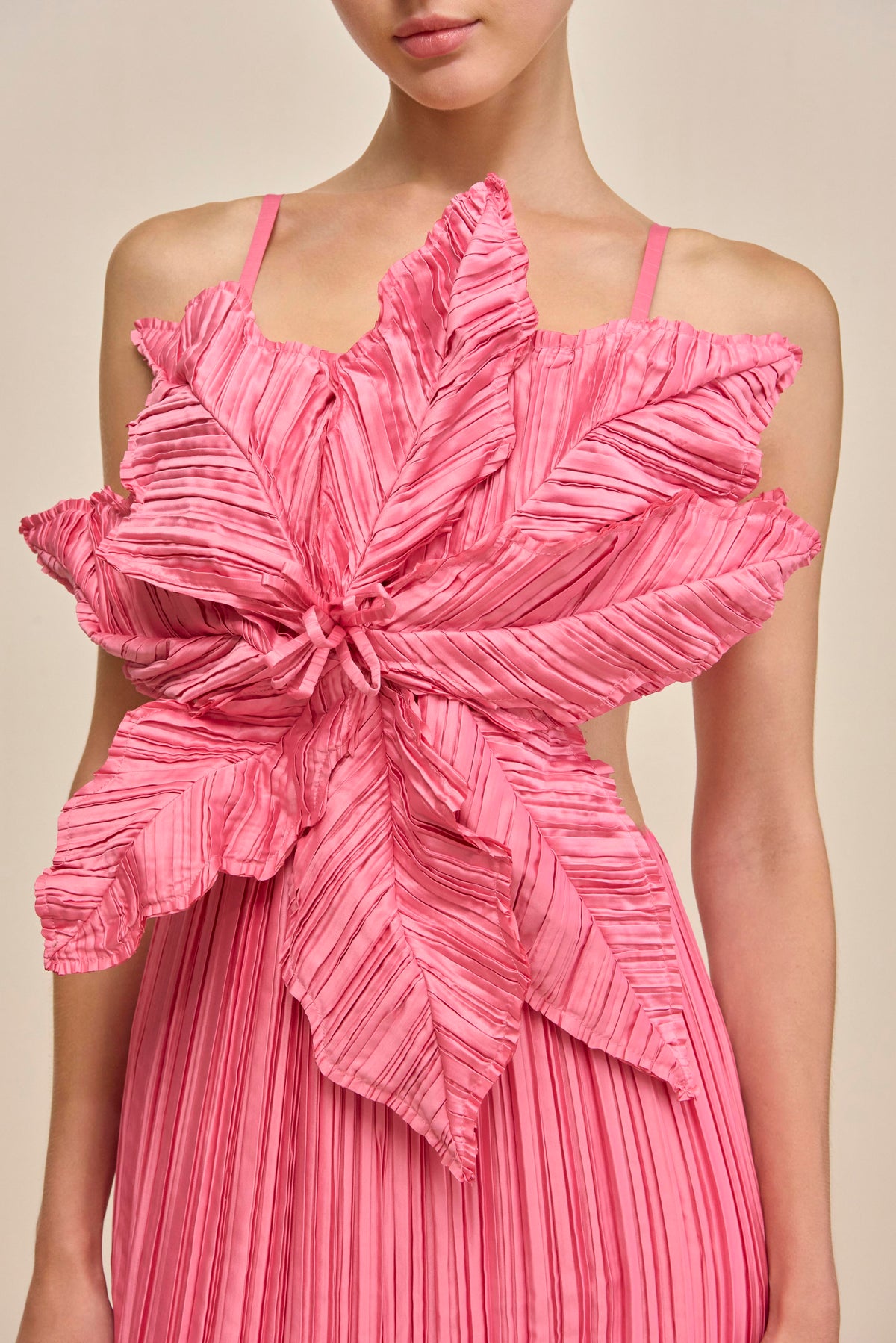 HESTRA GOWN - ROSETTE