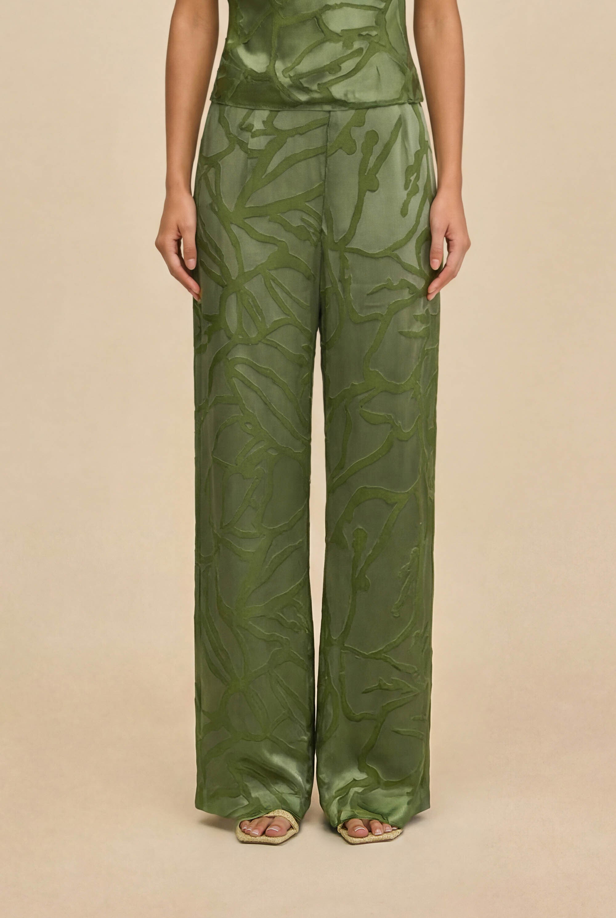 SARA PANT - DEEP PASTURE