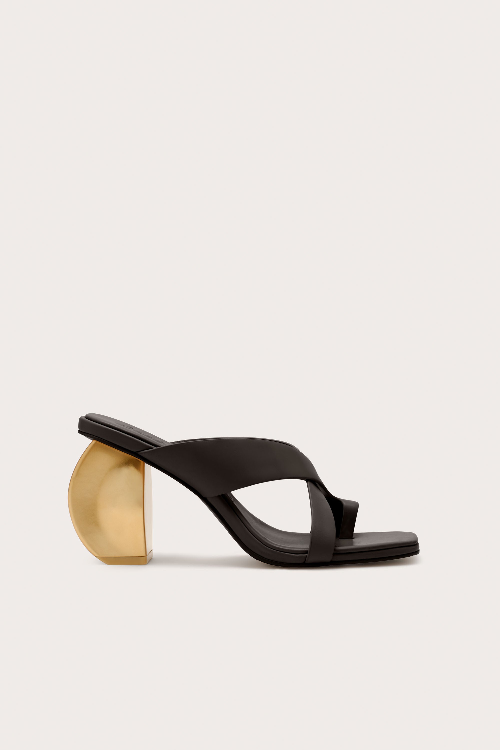 NINA SANDAL - BLACK