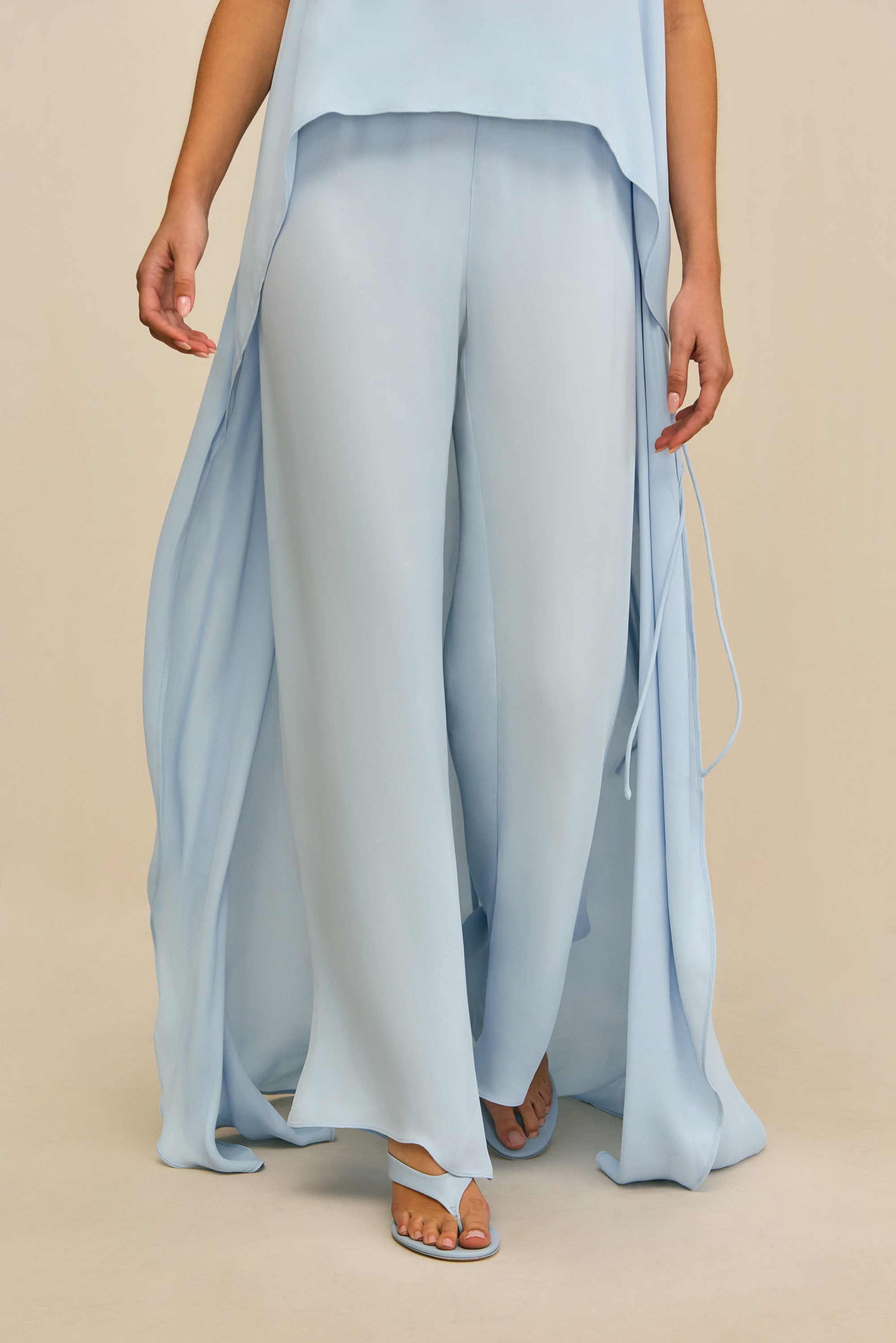 SARA PANT - COASTAL