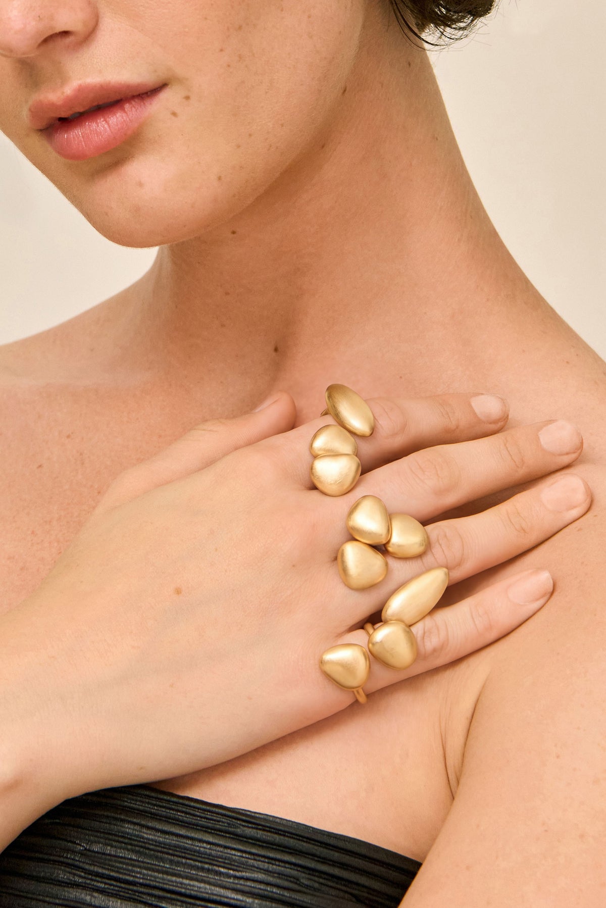 INA RING SET - BRUSHED BRASS