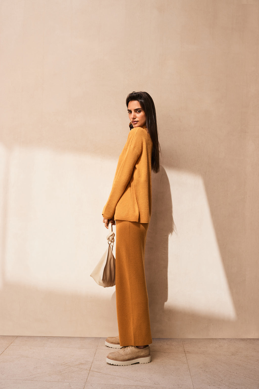 SIERRA KNIT SWEATER - CHAI