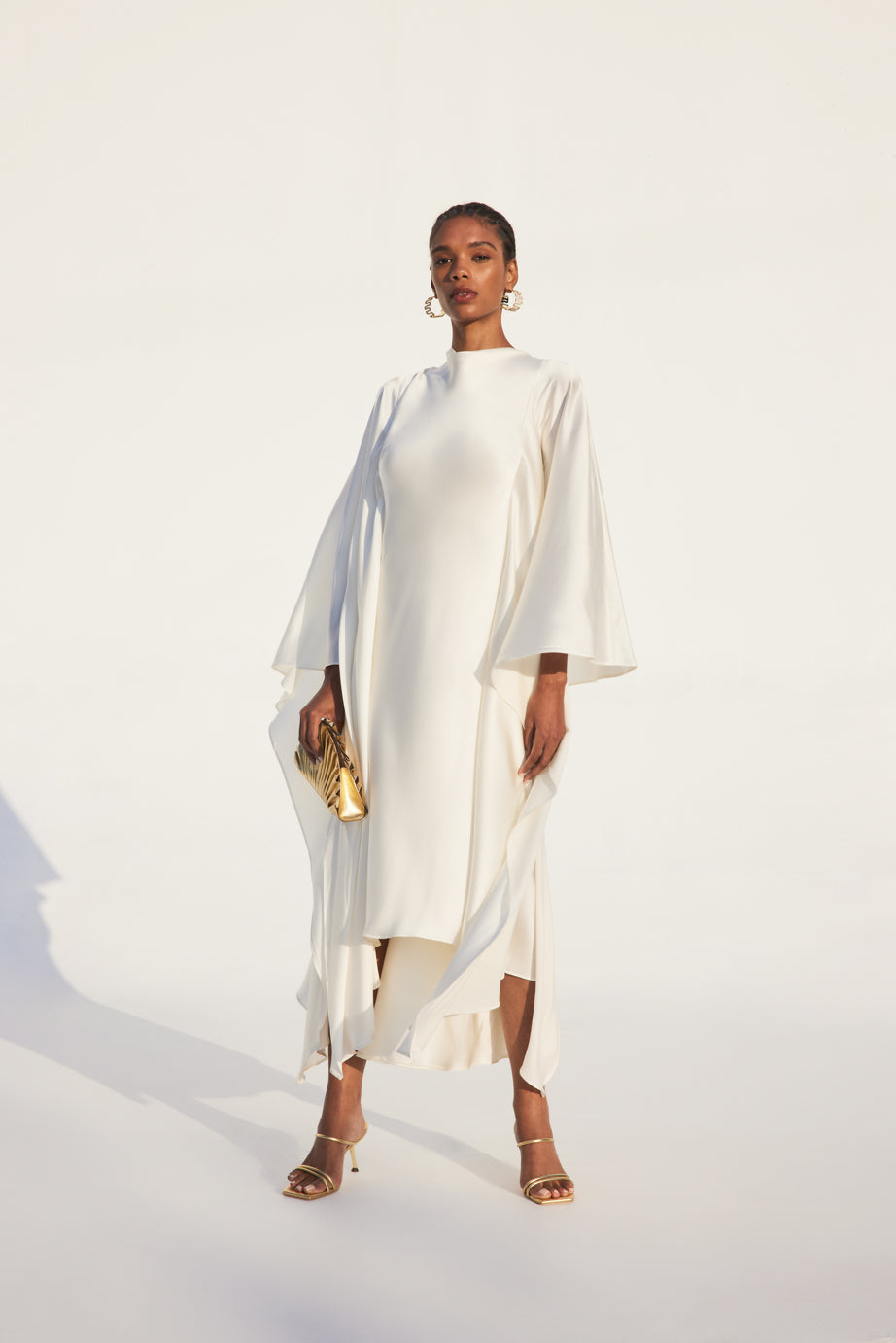 KESIA GOWN - OFF WHITE