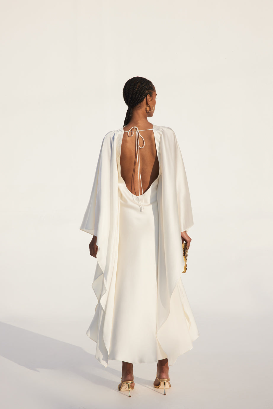 KESIA GOWN - OFF WHITE